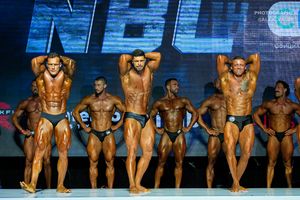 CLASSIC PHYSIQUE +178